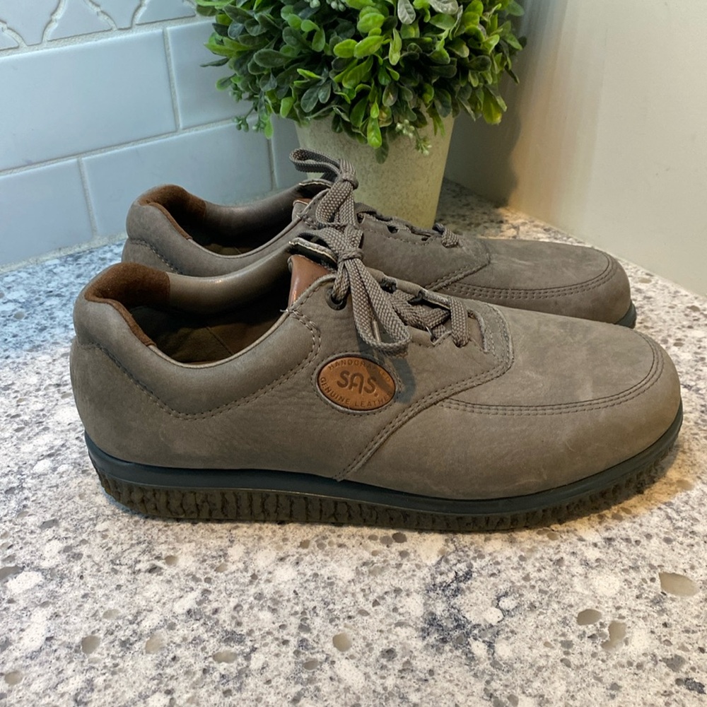 SAS Tuff Shoe Sneaker Gray Suede Crepe Sole Comfort Men’s 9 N